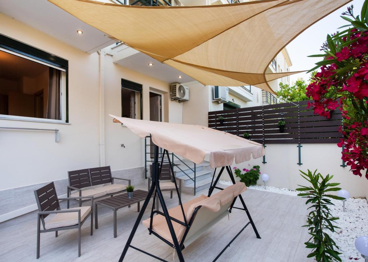 Sofoklis City House With A Private Veranda Lefkada City Exterior photo
